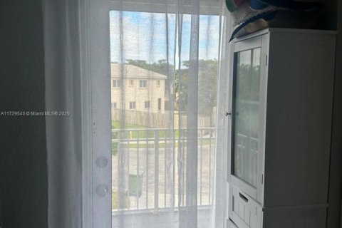 Casa en alquiler en Homestead, Florida, 4 dormitorios, 163.69 m2 № 1934765 - foto 14