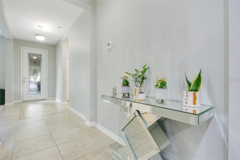 Casa en venta en Winter Garden, Florida, 5 dormitorios, 266.44 m2 № 2232184 - foto 2