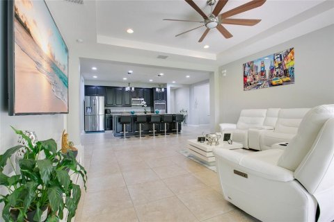 Casa en venta en Winter Garden, Florida, 5 dormitorios, 266.44 m2 № 2232184 - foto 5