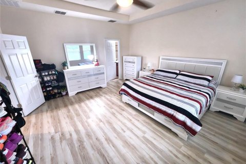 Casa en venta en Winter Garden, Florida, 5 dormitorios, 266.44 m2 № 2232184 - foto 10