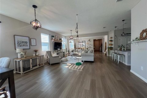 Villa ou maison à louer à Sarasota, Floride: 4 chambres, 216.28 m2 № 2109032 - photo 7