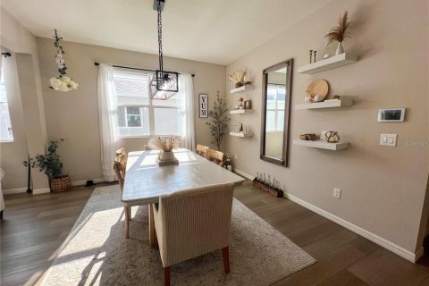 Villa ou maison à louer à Sarasota, Floride: 4 chambres, 216.28 m2 № 2109032 - photo 5