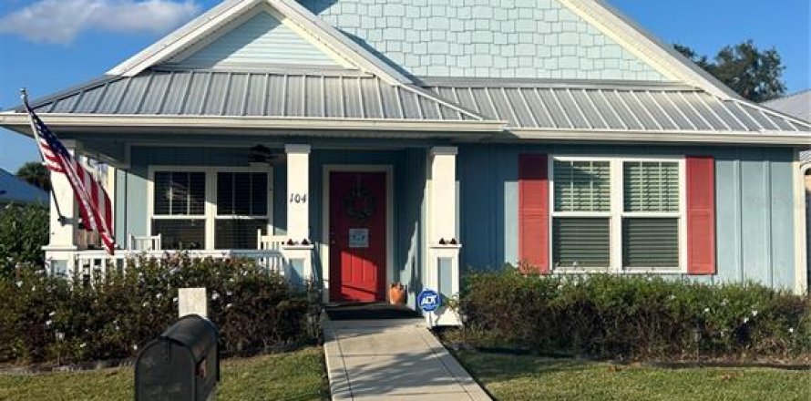 House in Umatilla, Florida 3 bedrooms, 123.47 sq.m. № 1383226