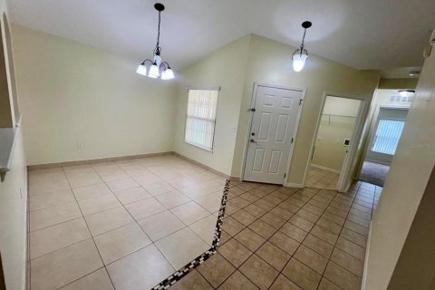 Villa ou maison à vendre à Deltona, Floride: 3 chambres, 155.43 m2 № 2299208 - photo 3