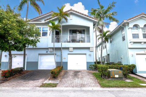 Townhouse in Riviera Beach, Florida 2 bedrooms, 94.95 sq.m. № 2191047 - photo 26
