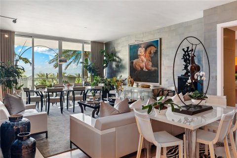 Condominio en venta en Sunny Isles Beach, Florida, 3 dormitorios, 323.3 m2 № 2075255 - foto 5