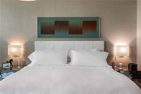 Condominio en venta en Sunny Isles Beach, Florida, 3 dormitorios, 323.3 m2 № 2075255 - foto 28