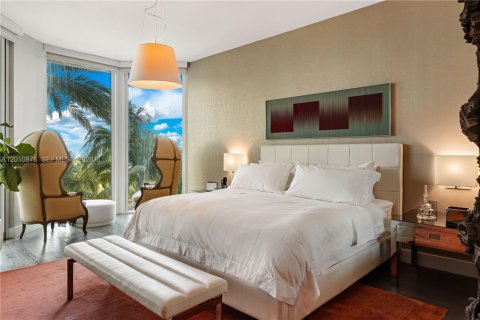 Condominio en venta en Sunny Isles Beach, Florida, 3 dormitorios, 323.3 m2 № 2075255 - foto 27
