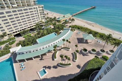Copropriété à vendre à Sunny Isles Beach, Floride: 13.94 m2 № 1950182 - photo 1