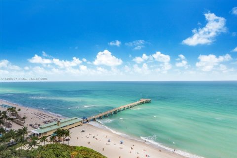 Copropriété à vendre à Sunny Isles Beach, Floride: 13.94 m2 № 1950182 - photo 16