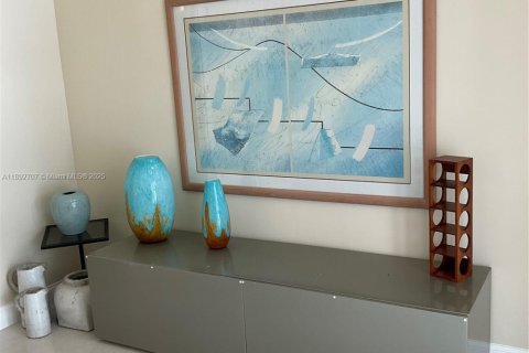 Copropriété à vendre à Sunny Isles Beach, Floride: 13.94 m2 № 1950182 - photo 4