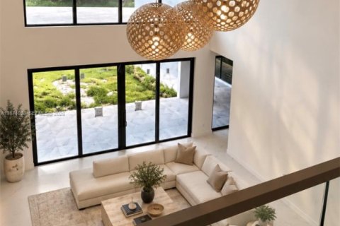 Casa en venta en Pinecrest, Florida, 10 dormitorios № 2334401 - foto 3