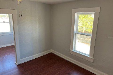 Снять в аренду квартиру в Лейкленд, Флорида 4 комнаты, 303.98м2, № 2103176 - фото 17
