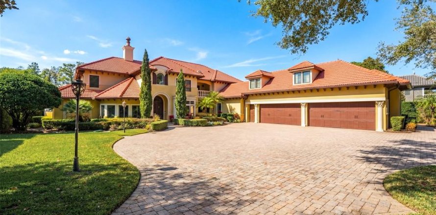 House in Windermere, Florida 6 bedrooms, 682.74 sq.m. № 2119604