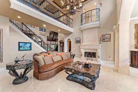 House in Windermere, Florida 6 bedrooms, 682.74 sq.m. № 2119604 - photo 14