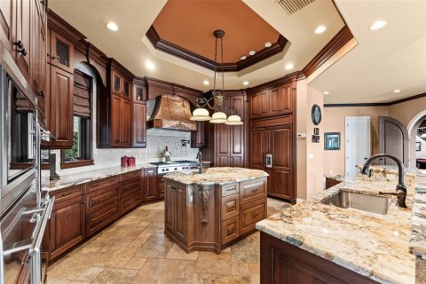 House in Windermere, Florida 6 bedrooms, 682.74 sq.m. № 2119604 - photo 24