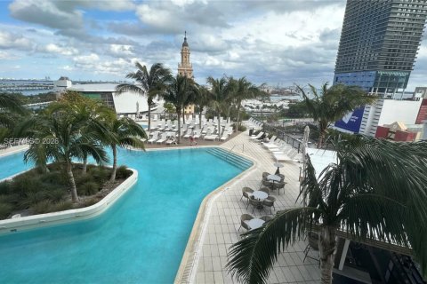 Снять в аренду кондоминиум в Майами, Флорида 1 спальня, 65.03м2, № 2004908 - фото 18