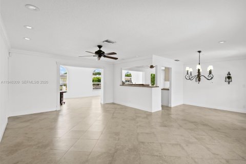 House in Fort Lauderdale, Florida 3 bedrooms, 209.4 sq.m. № 2002946 - photo 5