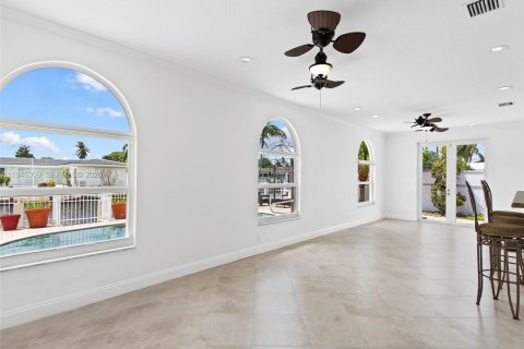 House in Fort Lauderdale, Florida 3 bedrooms, 209.4 sq.m. № 2002946 - photo 9