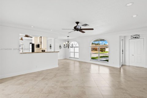 House in Fort Lauderdale, Florida 3 bedrooms, 209.4 sq.m. № 2002946 - photo 6