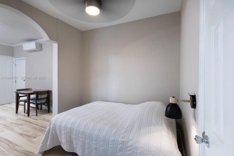 Copropriété à louer à Miami Beach, Floride: 33.82 m2 № 2045573 - photo 11