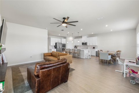 Villa ou maison à vendre à Wesley Chapel, Floride: 5 chambres, 280.66 m2 № 2132404 - photo 21