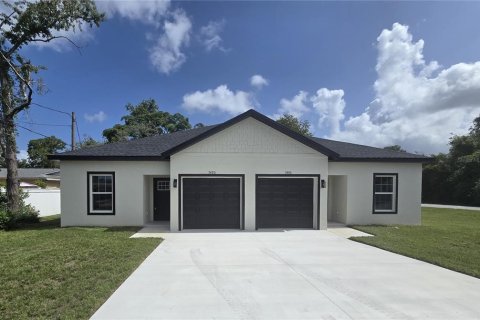 Appartement à louer à Spring Hill, Floride: 2 chambres, 95.04 m2 № 1774096 - photo 1