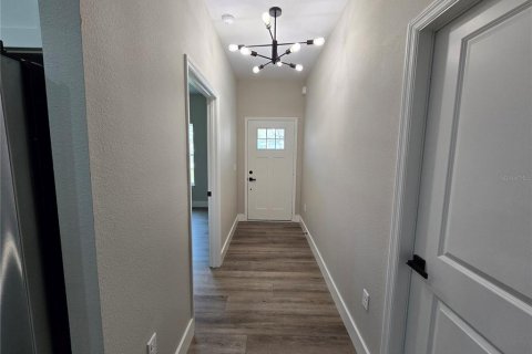 Appartement à louer à Spring Hill, Floride: 2 chambres, 95.04 m2 № 1774096 - photo 2