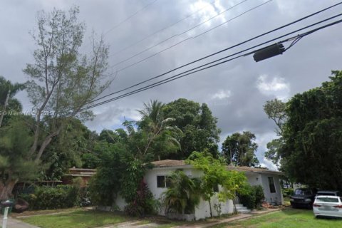 Commercial property in Miami, Florida 178.37 sq.m. № 2014691 - photo 9