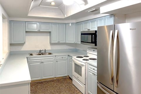 Apartamento en alquiler en Tampa, Florida, 3 dormitorios, 147.25 m2 № 1620972 - foto 4