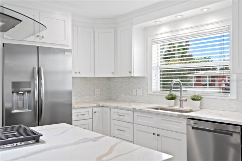 Casa en venta en South Pasadena, Florida, 3 dormitorios, 268.21 m2 № 1773905 - foto 12