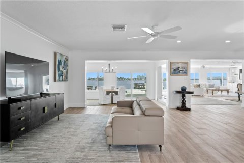 Casa en venta en South Pasadena, Florida, 3 dormitorios, 268.21 m2 № 1773905 - foto 8