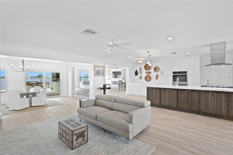 Casa en venta en South Pasadena, Florida, 3 dormitorios, 268.21 m2 № 1773905 - foto 9