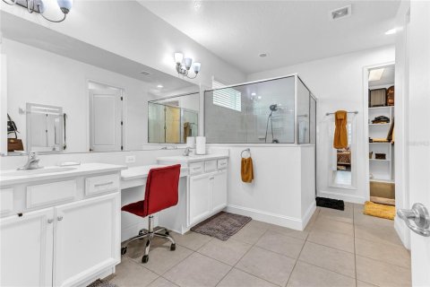 House in Orlando, Florida 4 bedrooms, 273.23 sq.m. № 1557736 - photo 19