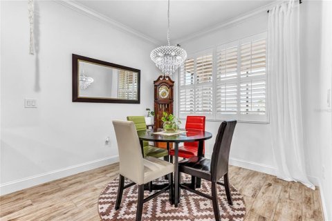House in Orlando, Florida 4 bedrooms, 273.23 sq.m. № 1557736 - photo 15