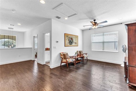 House in Orlando, Florida 4 bedrooms, 273.23 sq.m. № 1557736 - photo 20