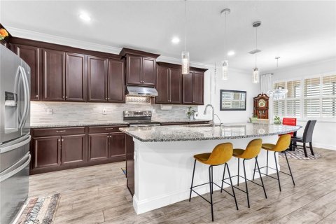 House in Orlando, Florida 4 bedrooms, 273.23 sq.m. № 1557736 - photo 12