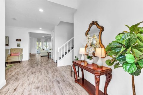 House in Orlando, Florida 4 bedrooms, 273.23 sq.m. № 1557736 - photo 4
