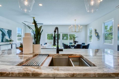 House in Palm Harbor, Florida 4 bedrooms, 185.8 sq.m. № 1782980 - photo 22