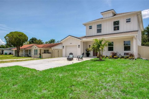 House in Palm Harbor, Florida 4 bedrooms, 185.8 sq.m. № 1782980 - photo 2