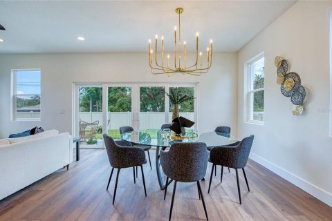 House in Palm Harbor, Florida 4 bedrooms, 185.8 sq.m. № 1782980 - photo 28