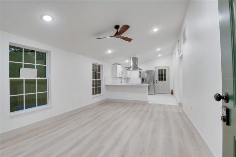 Villa ou maison à vendre à DeLand, Floride: 2 chambres, 81.29 m2 № 1844575 - photo 8