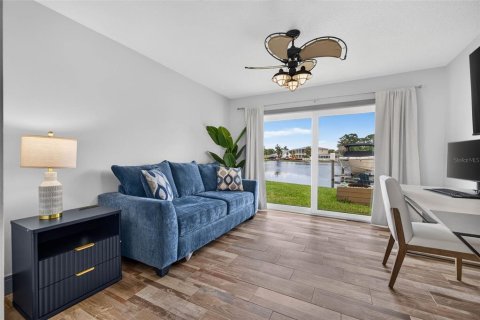 Casa en venta en Saint Petersburg, Florida, 3 dormitorios, 191.19 m2 № 2152025 - foto 21