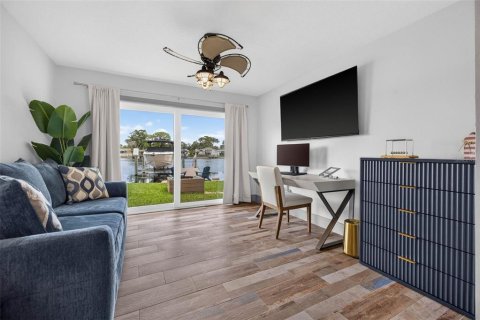 Casa en venta en Saint Petersburg, Florida, 3 dormitorios, 191.19 m2 № 2152025 - foto 22