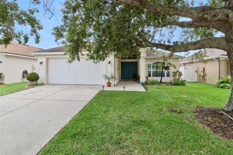 House in Kissimmee, Florida 3 bedrooms, 146.69 sq.m. № 2218518