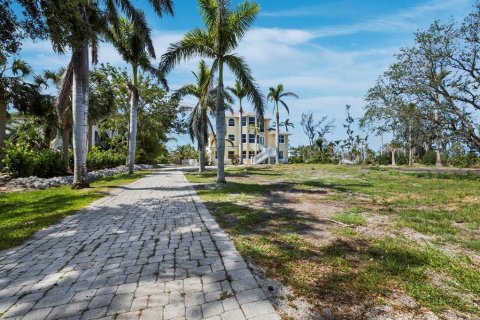 Villa ou maison à vendre à Bradenton, Floride: 3 chambres, 237.74 m2 № 1686507 - photo 4