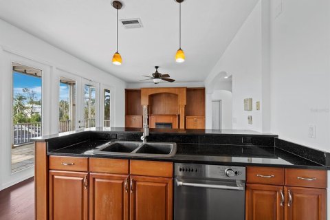 Villa ou maison à vendre à Bradenton, Floride: 3 chambres, 237.74 m2 № 1686507 - photo 16