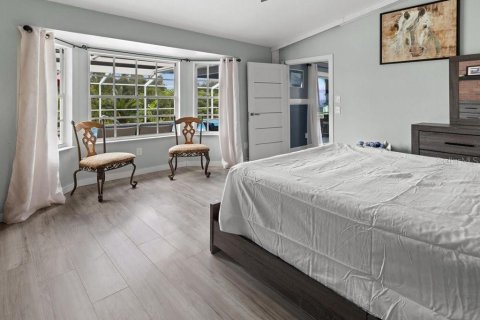 Villa ou maison à vendre à Port Charlotte, Floride: 4 chambres, 175.96 m2 № 1815793 - photo 17