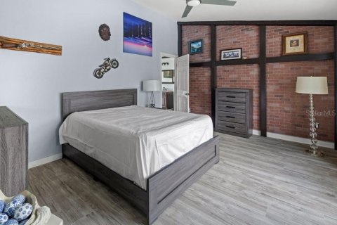 Villa ou maison à vendre à Port Charlotte, Floride: 4 chambres, 175.96 m2 № 1815793 - photo 16