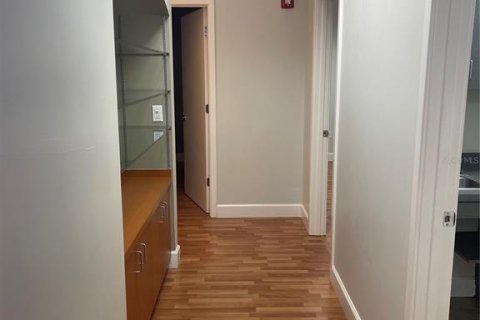 Immobilier commercial à louer à Orlando, Floride: 80.45 m2 № 2408514 - photo 7